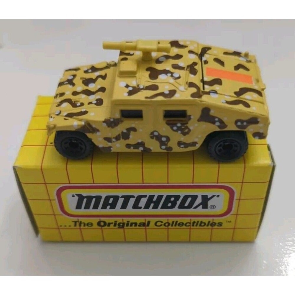 NICE VINTAGE MATCHBOX MB3 HUMMER in BOX